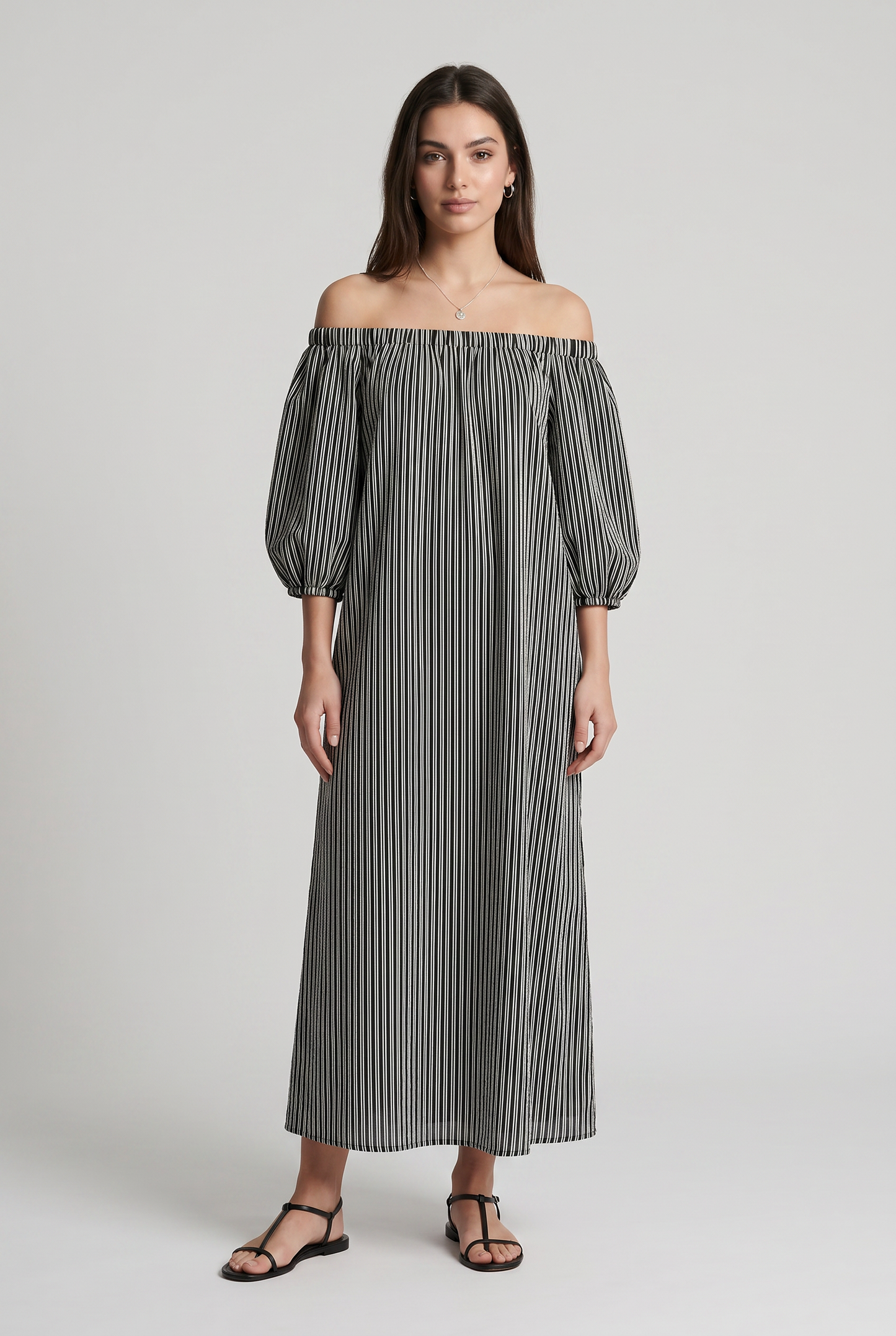 Abito Maxi a Righe Spalle Scoperte