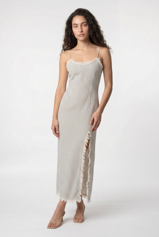 Abito Maxi con Bordi Sfrangiat
