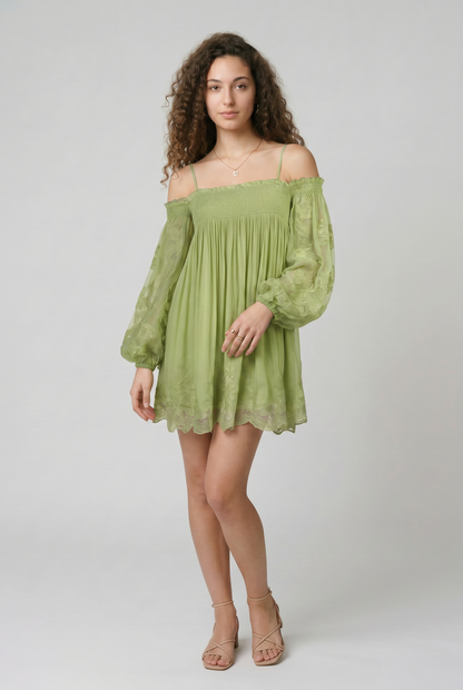 Abito Mini Spalle Scoperte con Pizzo e Maniche Trasparenti