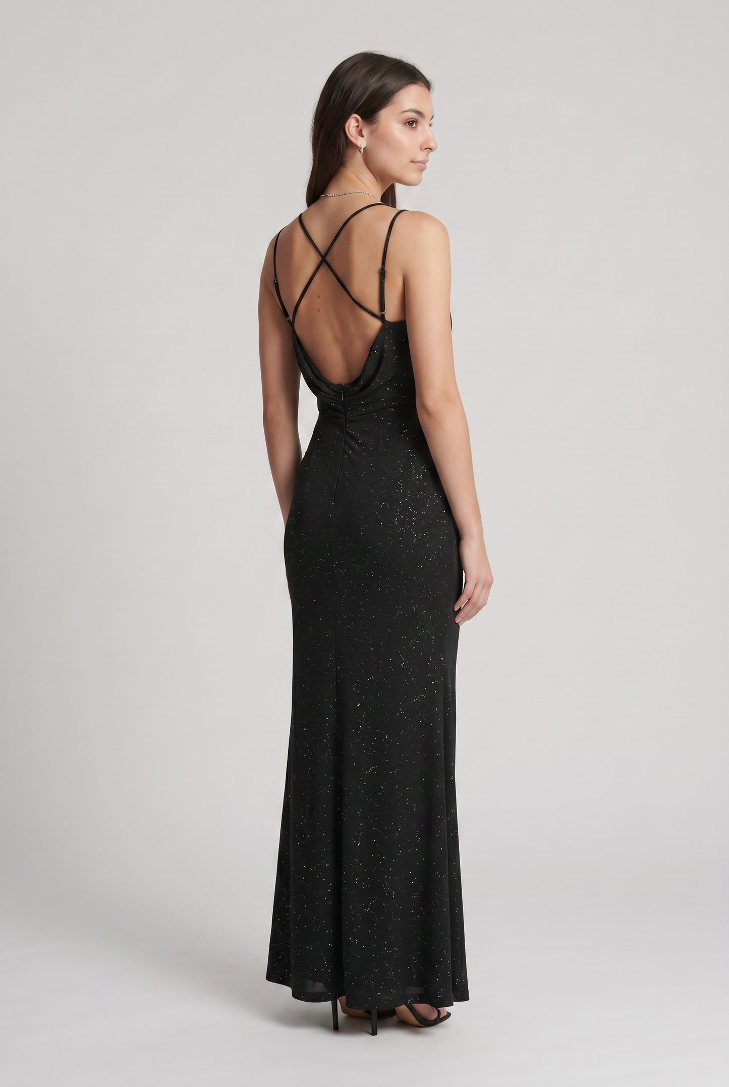 Abito Lungo con Paillettes e Spacco