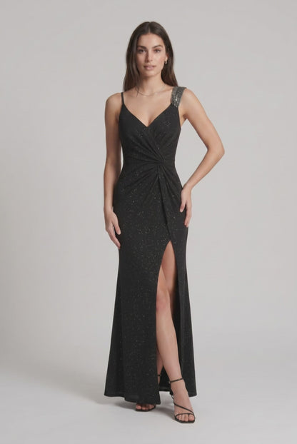 Abito Lungo con Paillettes e Spacco
