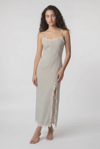 Abito Maxi con Bordi Sfrangiat